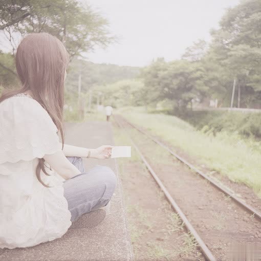 我说了所有的谎,你全都相信,只一句我爱你,你却不相信1